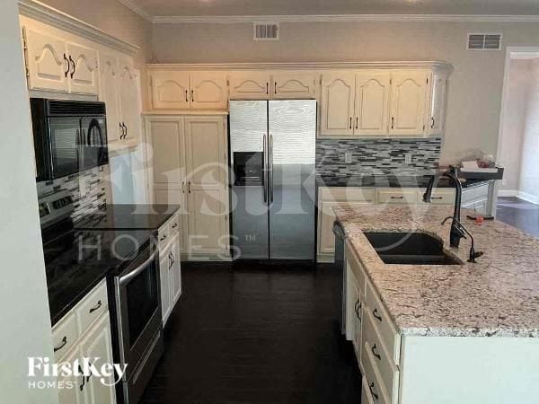 Photo - 5715 N Ames Ave