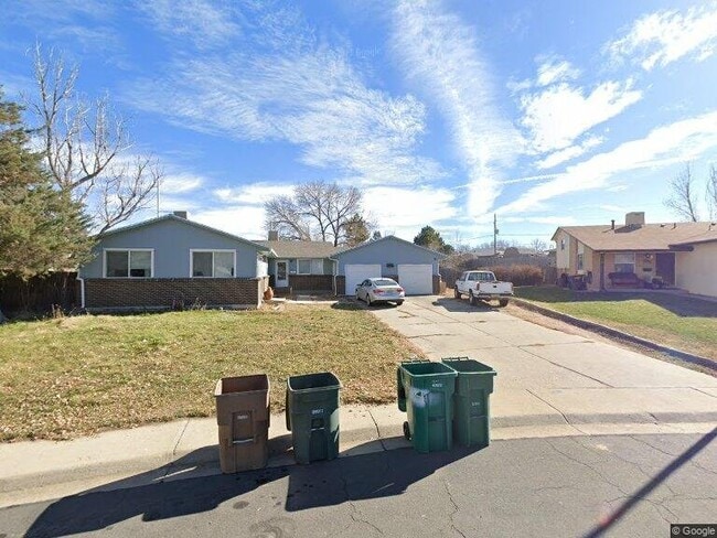 Building Photo - 9020 Osceola St