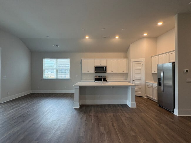 Photo - 5093 Roundhead Dr