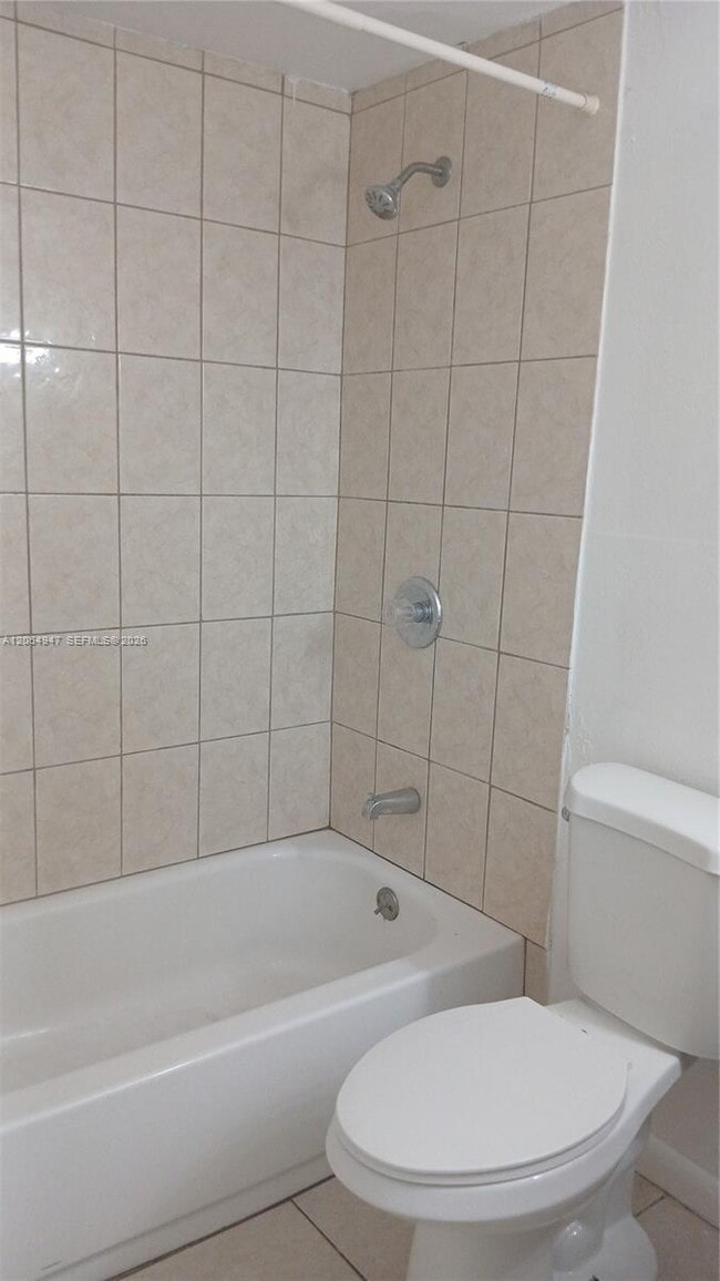 Photo - 3610 NW 21st St Unit 313