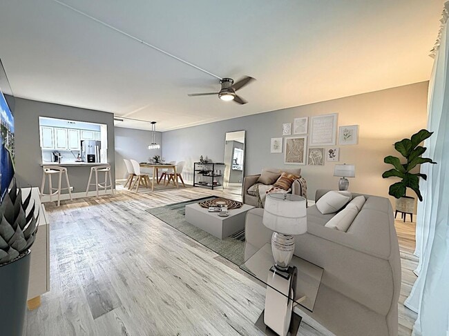 Photo - 1301 River Reach Dr