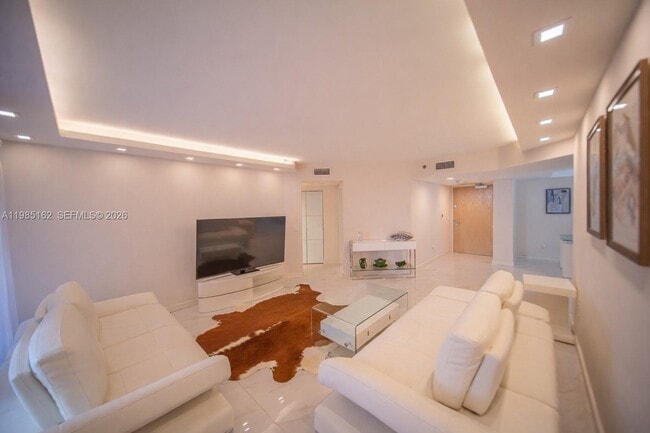 Photo - 16445 Collins Ave Unidad 425