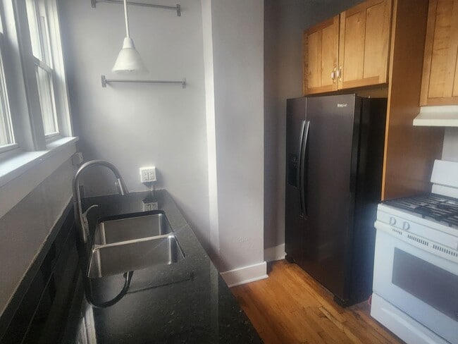Photo - 2 Bedroom 1 bath updated Row Home