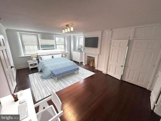 Photo - 571 N Newtown Street Rd