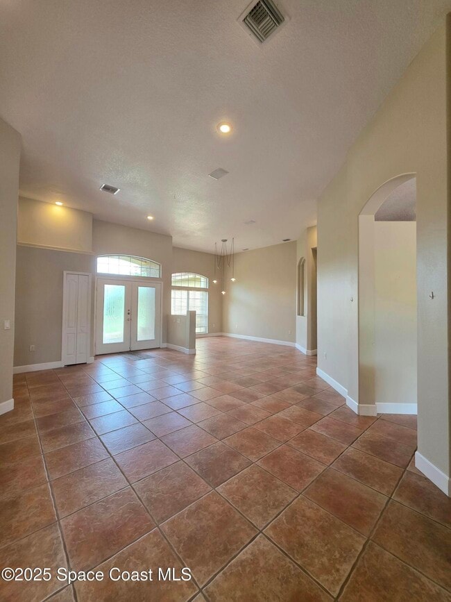 Photo - 4513 Canard Rd
