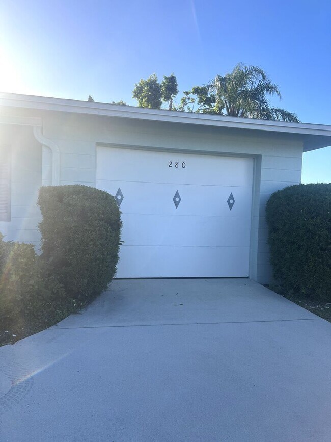 Photo - 2BR/2BA Single Family Venice Gardens Home