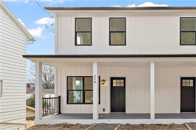 Photo - 379 Beaver St