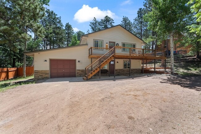 417 N Coraline St