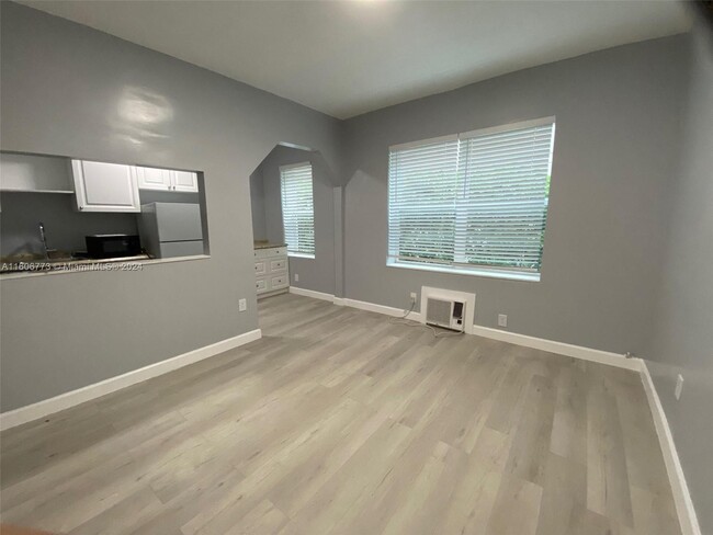 Photo - 1618 Michigan Ave Rental