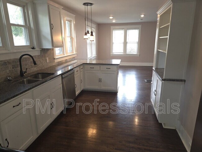 Photo - 1310 Porter Rd