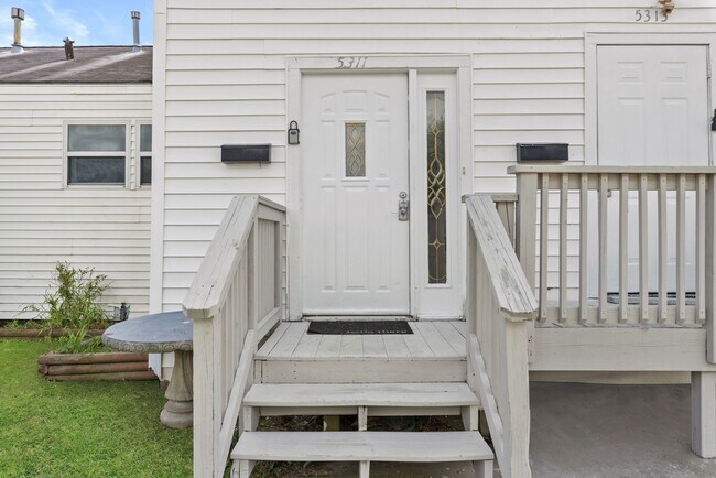 Photo - 5311 Perry Ave