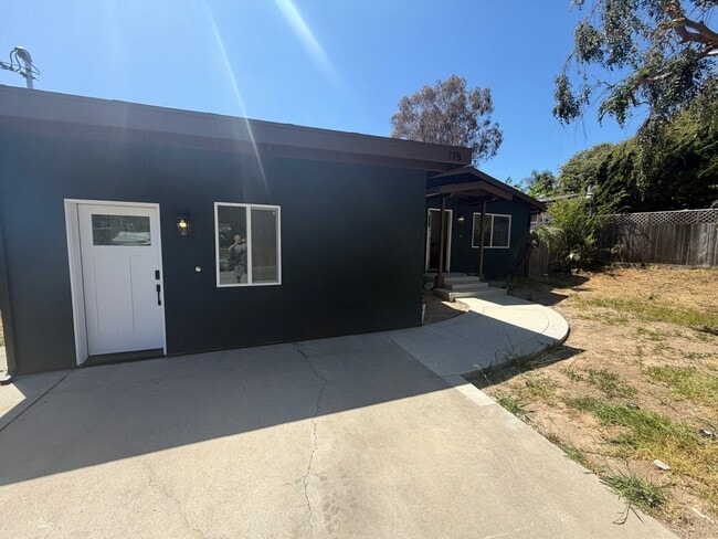 Photo - 778 Del Riego Ave