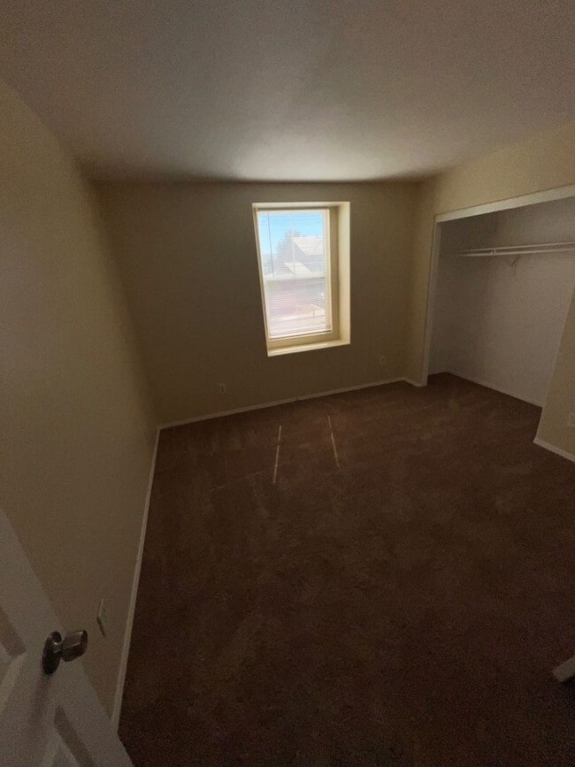 Photo - Massive 5BR/4BA Luxury Home in Adelanto — ...