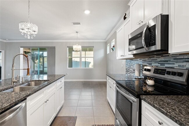 Photo - 1092 Pipestone Pl