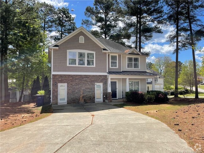 Building Photo - 2600 Tatton Ct Rental