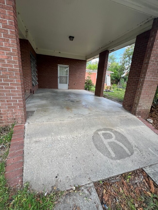 Photo - 30 N Second St (218A)