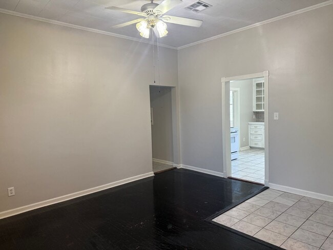 Photo - Rental Available: 427A General Mouton Lafayette