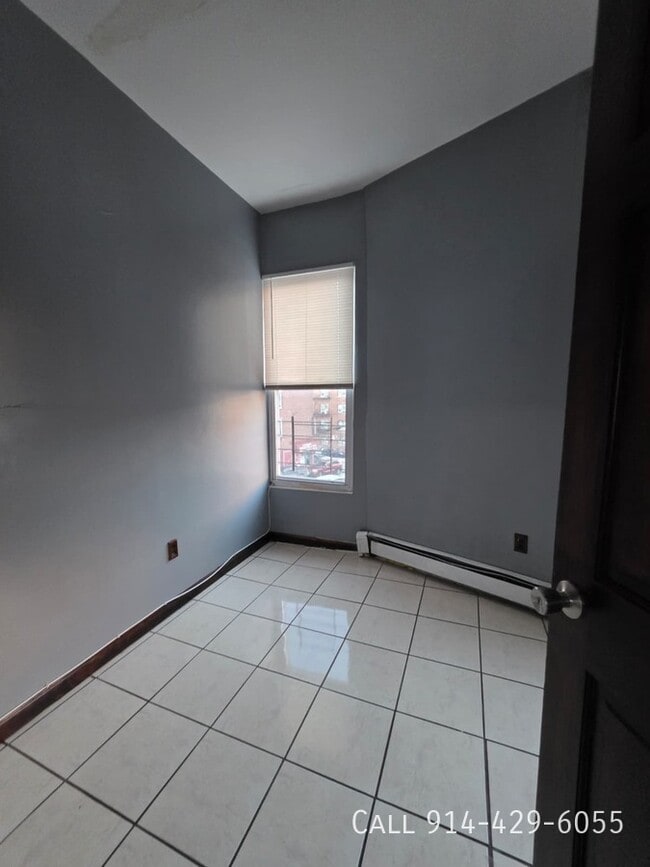 Photo - 104 Oak St Unit Apt 2