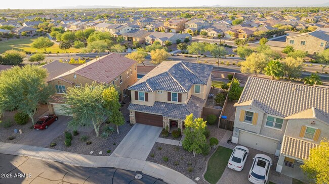 Photo - 2756 E Hickory St