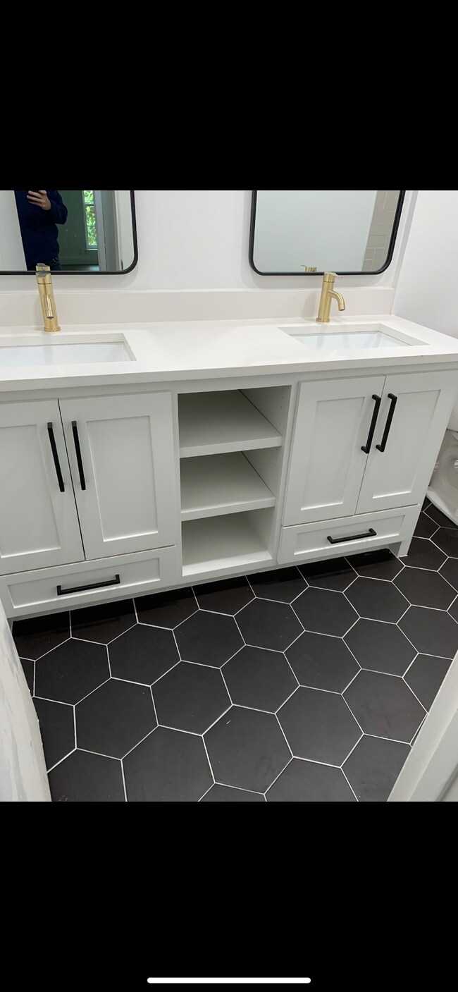 Photo - 5311 Fleetwood Oaks Ave