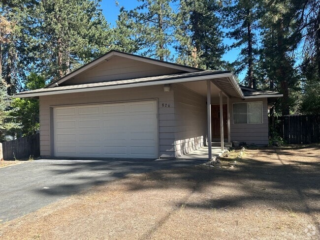 Building Photo - Al Tahoe 3 Bedroom Home with Garage, Just ...