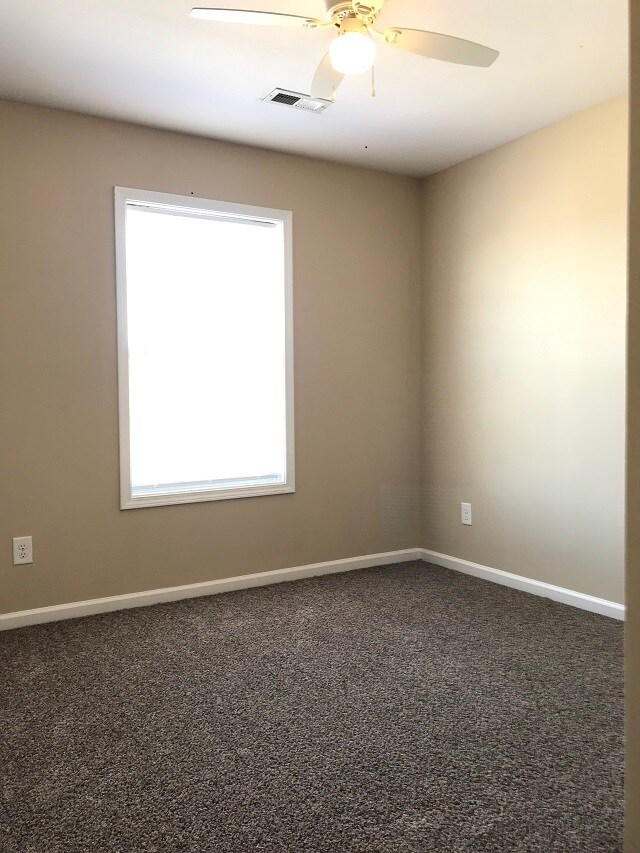 Photo - 812 Oak Arbor Ct