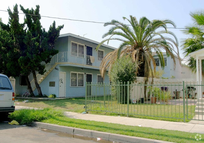 Photo - 861 N Washington Pl