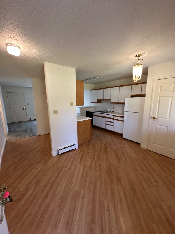 Building Photo - 1510 1st St E Rental