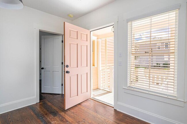 Photo - 1403 Jefferson St