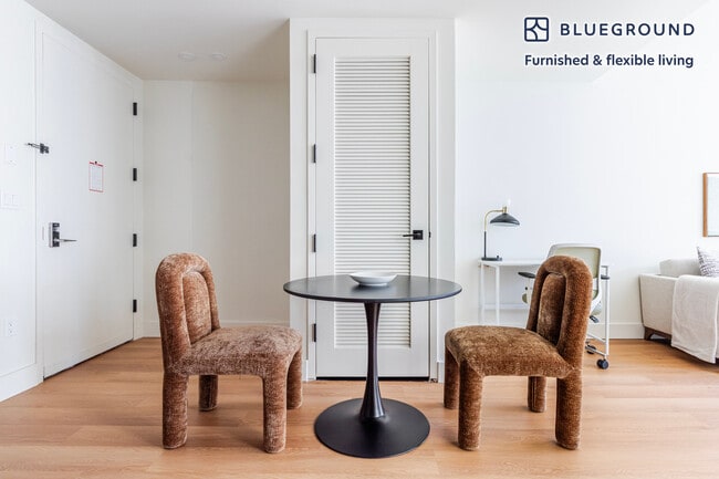 Photo - 130 Hope St Unit SI FL5-ID2205