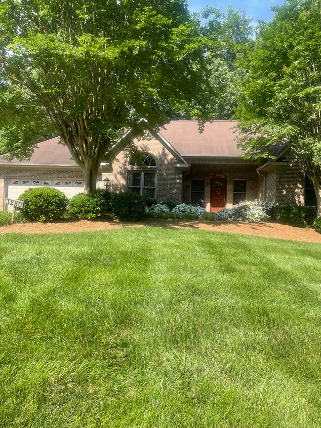 Photo - 3280 Midkiff Rd Unit 1