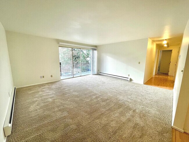Photo - 11008 NE 68th St Unidad #719