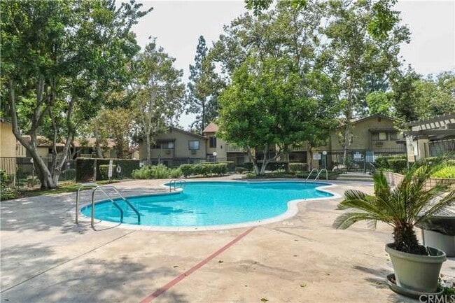 Pool - 960 E Bonita Ave Unit NA