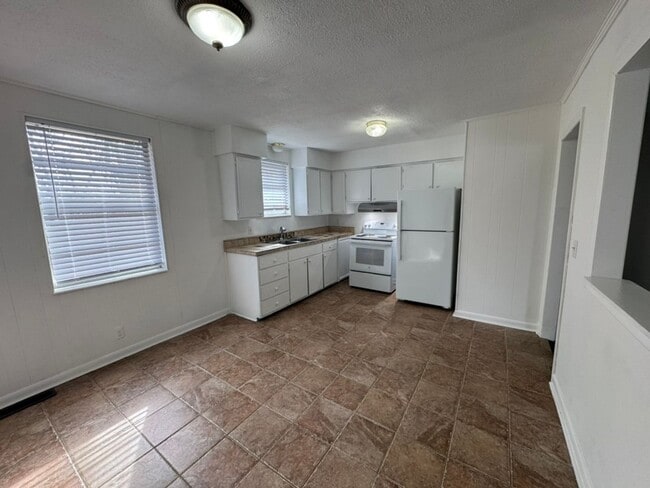 Photo - 3 Bedroom, 1 Bath House East Nashville!