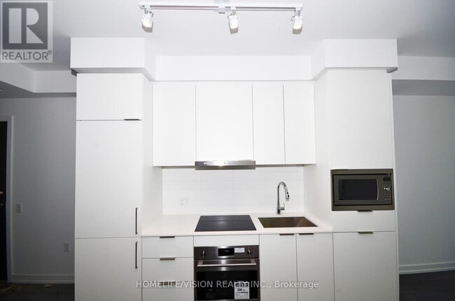 Photo - 8 Olympic Gdn Dr Unité 2109