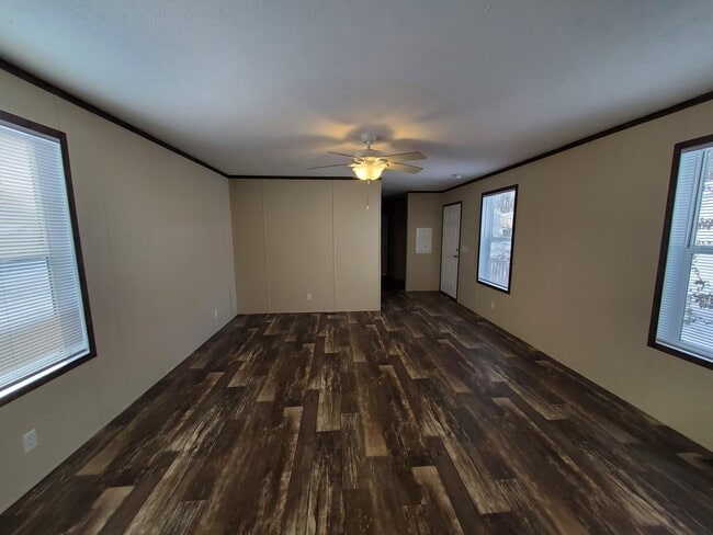 Photo - 35 Sparrow Hill Dr