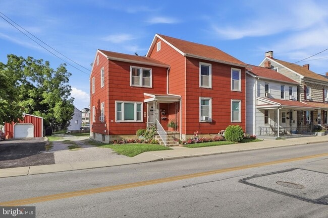 Photo - 219 3rd St