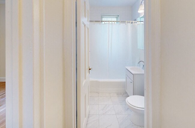 Photo - 77 Kilsyth Rd Unit 1