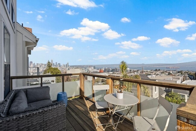 Photo - 893 Rhode Island St