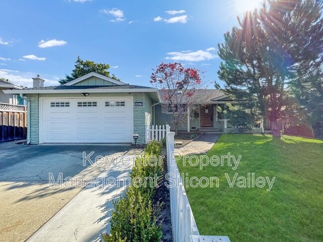 Building Photo - 4824 Bannock Cir