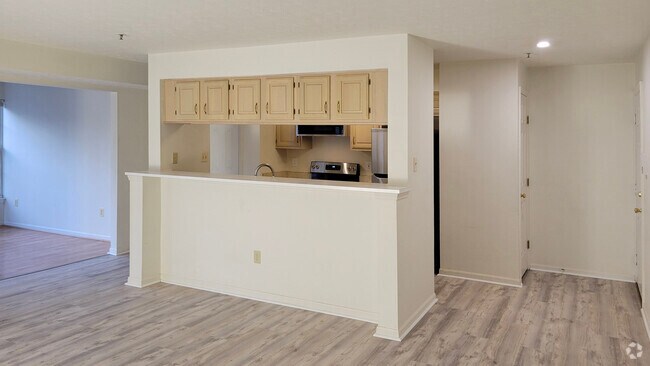 Building Photo - 1400 Golden Rod Ct Unit F Rental