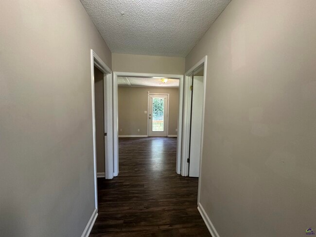 Photo - 223 Choctaw St