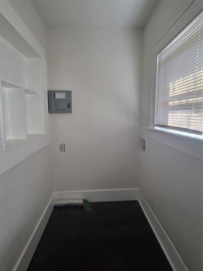 Photo - 114 Canton St