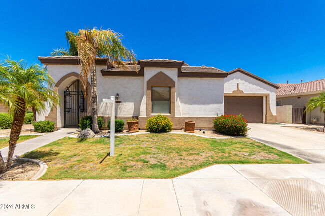 Building Photo - 14344 W Alvarado Dr Rental