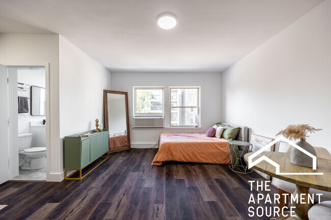 Photo - 1555 W Hollywood Ave Unit 313