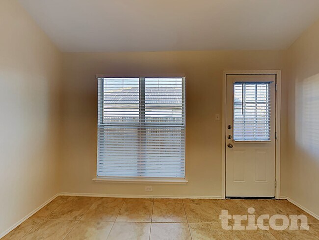 Photo - 413 Rustic Grove Ln