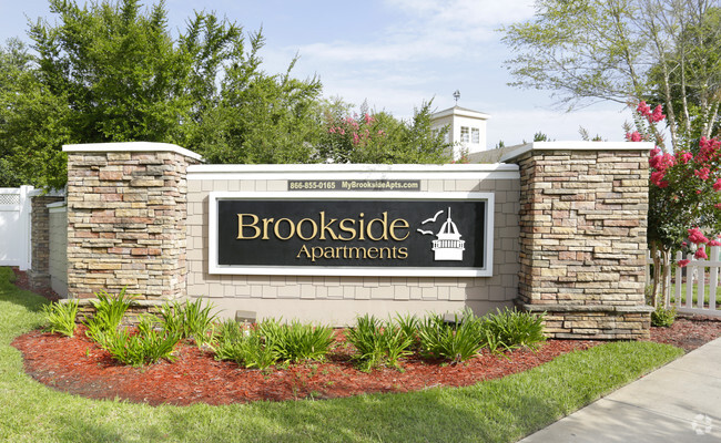 Building Photo - Brookside (Hallmark) Rental