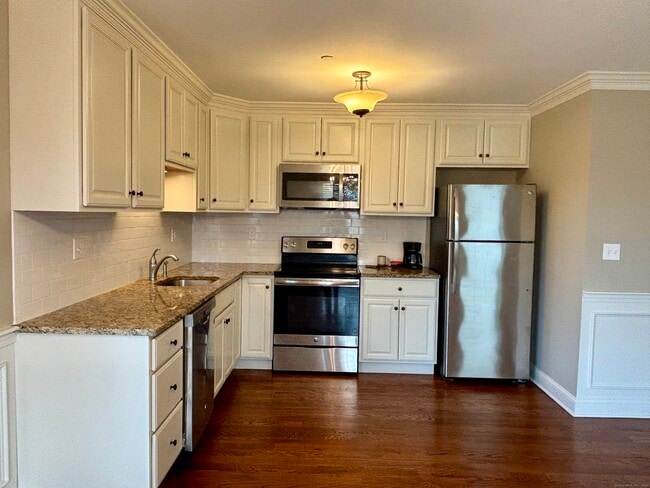 Photo - 67 W Main St Unit 421