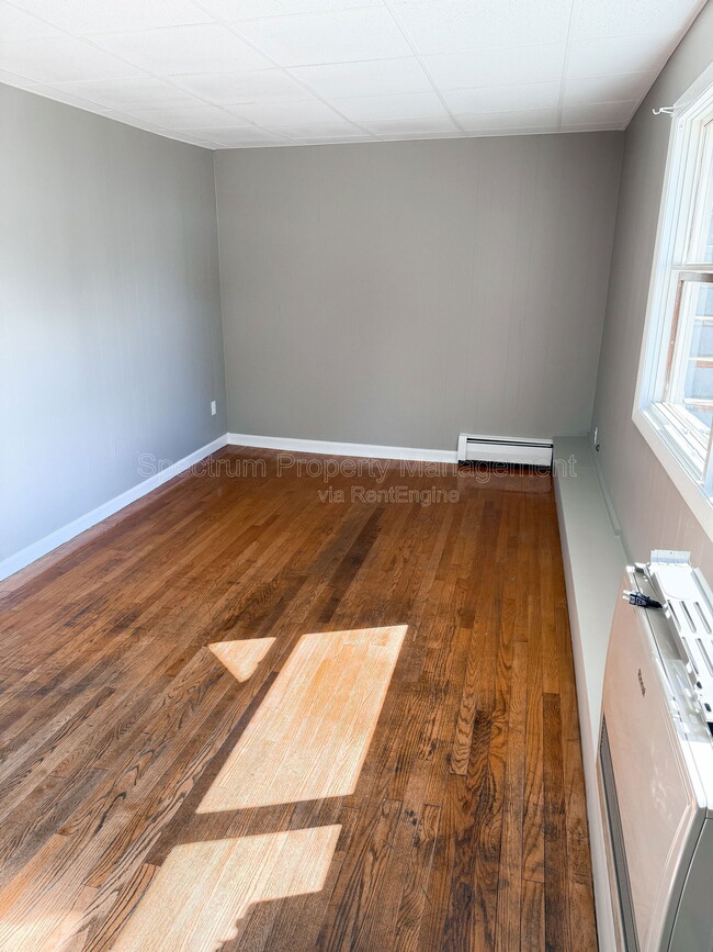 Photo - 88 Elm St Unidad 2