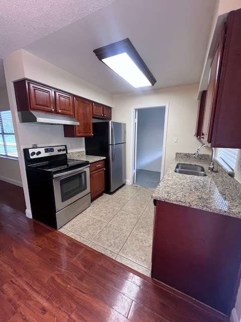 Photo - 136 E Harding St